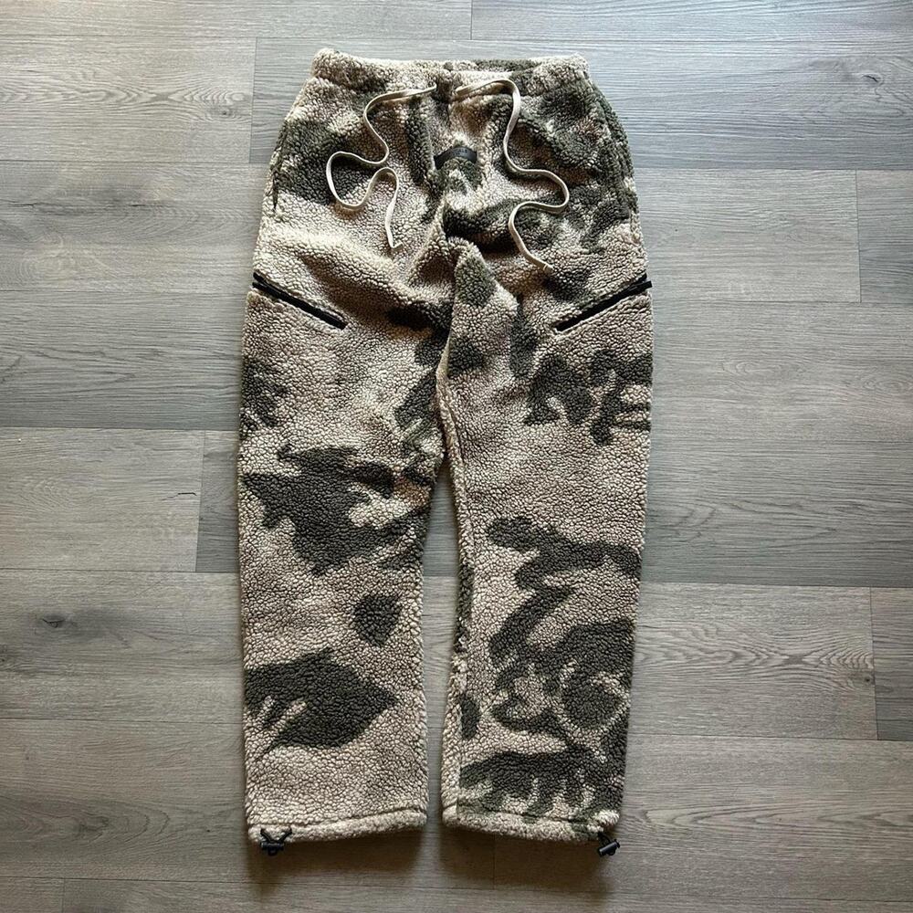 Fear of God Essentials Camo Polar Fleece Pants Sherpa joggers Size S